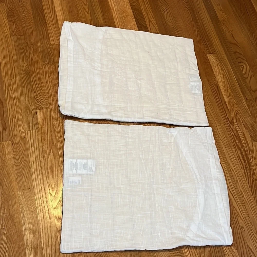Anthropologie Mesa Tufted Shams, Set of 2 NEW